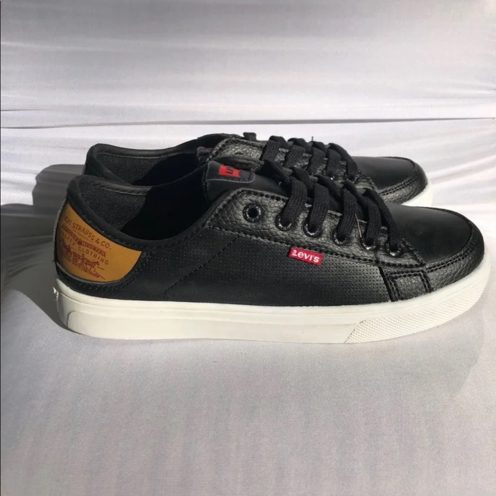 Levi’s Sneakers